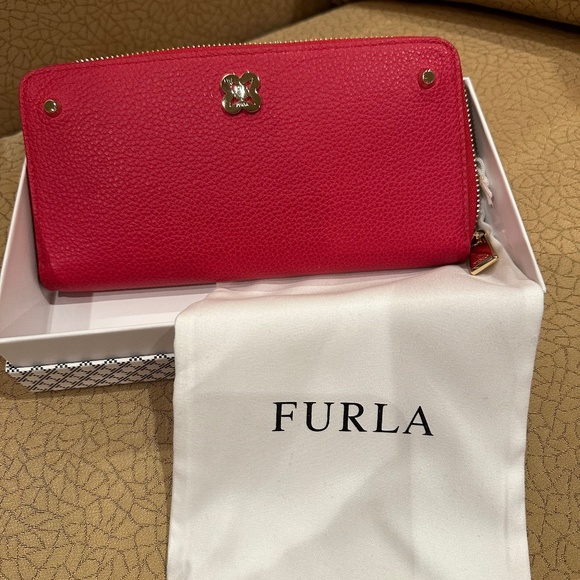 Furla Leather Red Long Wallet With Box and Bag, NWOT - Picture 2 of 8